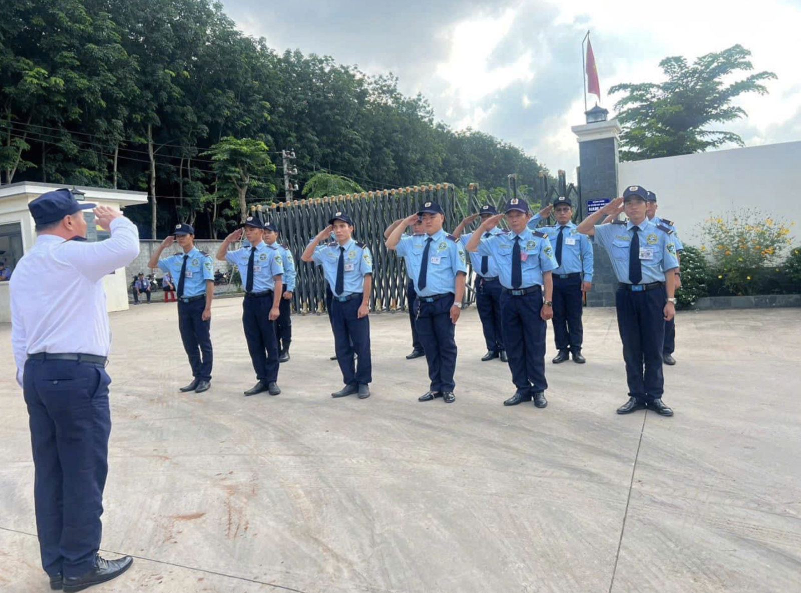 Bảo Vệ Anh Tùng Cà Mau 